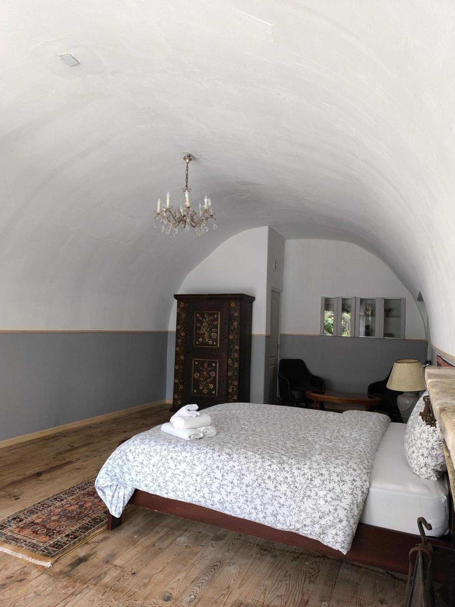 Maison D'Hotes Prince Face Au Chateau Du Clos Luce Amboise Room photo